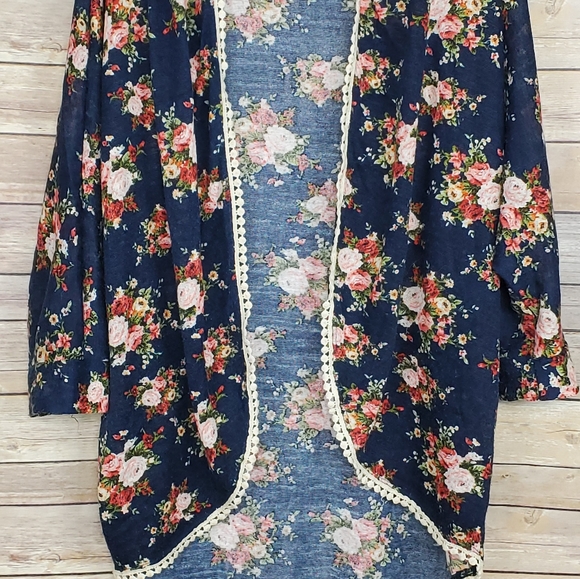 Mauve Blue Floral Print open front Kimono Cardigan - Picture 2 of 6